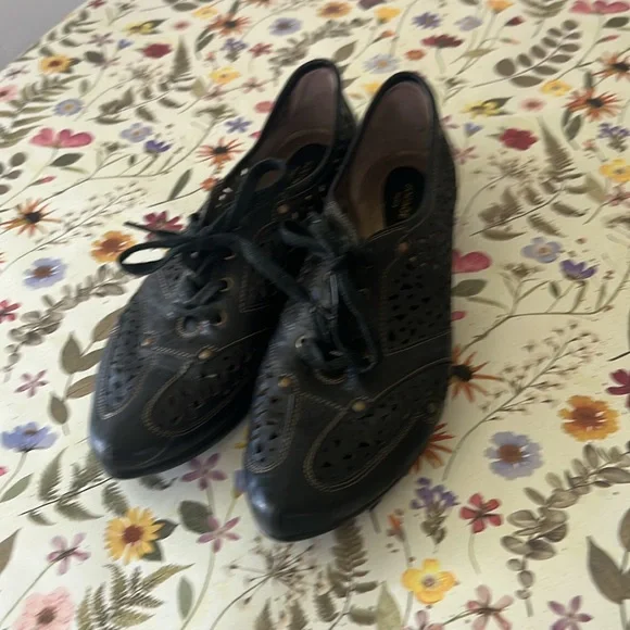 Bocage Paris leather pointed toe lace up rare shoes size 40 - Picture 12 of 13